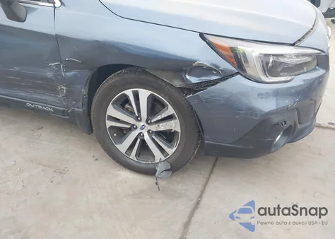 2018 Subaru Outback 3.6R Limited из США, поврежденный, VIN 4S4BSENC3J3329855